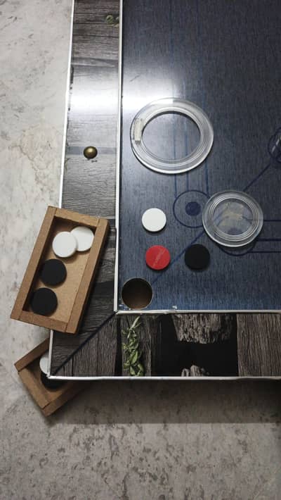 carrom board