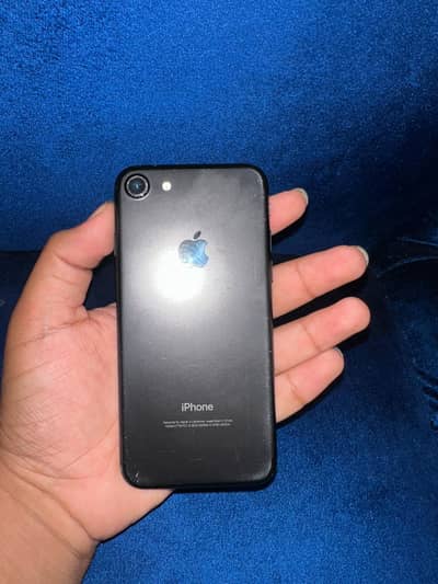 Apple iPhone 7