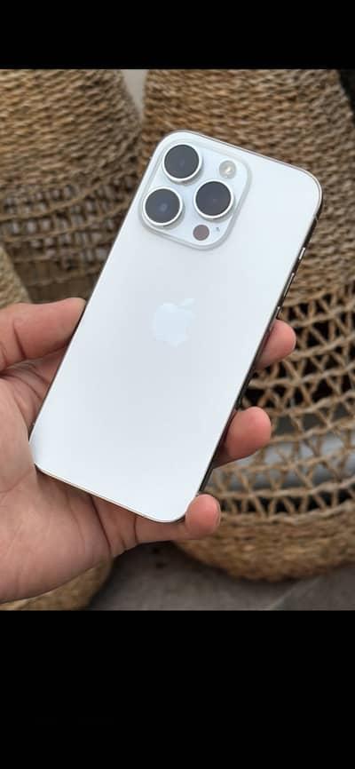 Apple iPhone 14 Pro