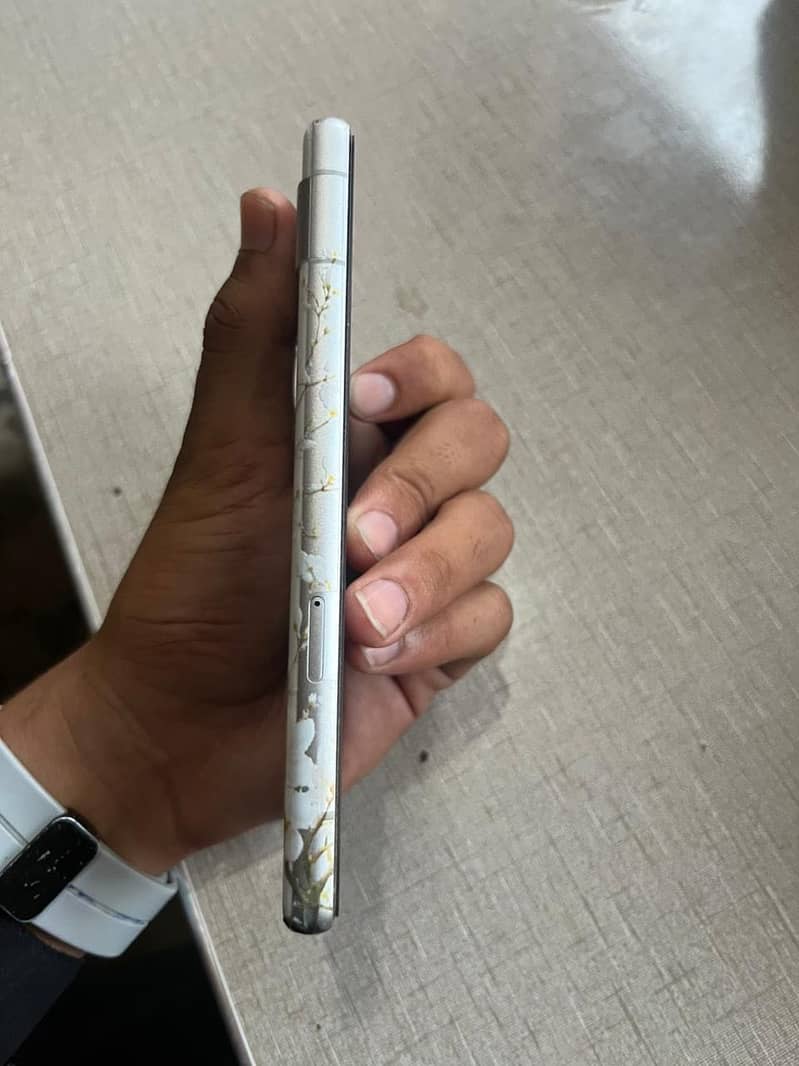 Google Pixel 7a 4