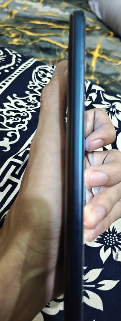 Motorola Edge 2021 official pta approved hai