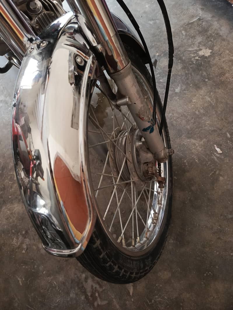 CD 70   / 2018 model 0