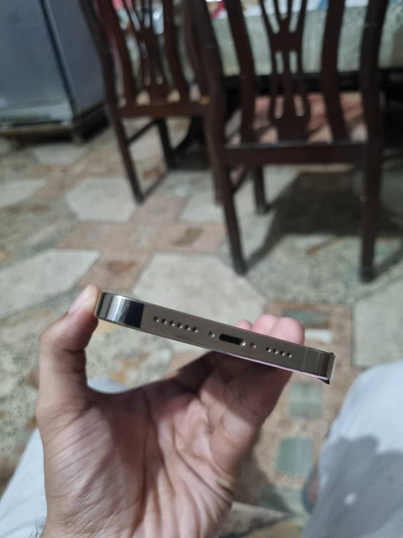 Iphone 14 pro max sim working 3