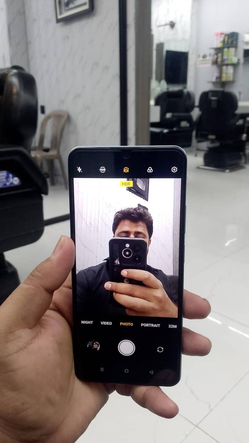 Realme Note 60 4