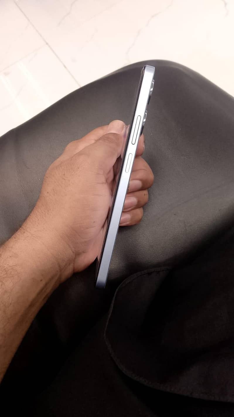 Realme Note 60 6