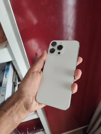 iPhone 15 Pro Max factory unlocked