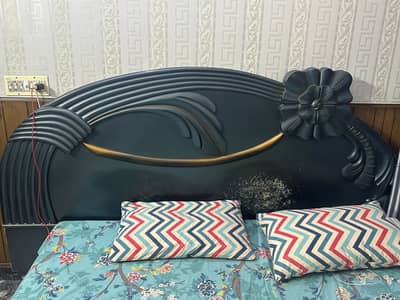 Double bed with side tables