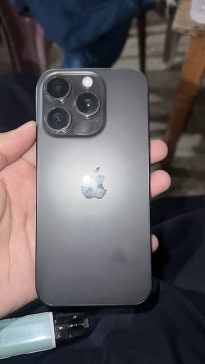 Apple iPhone 15 Pro jv