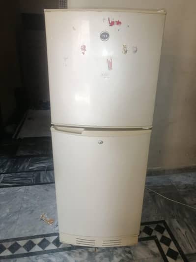 PEL Refregerator no open repair good cooling