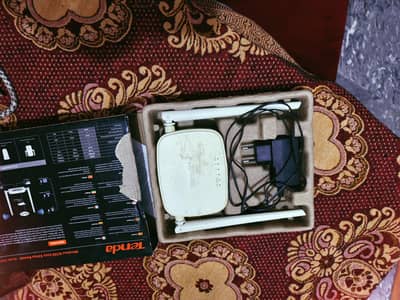 Tenda wifi router