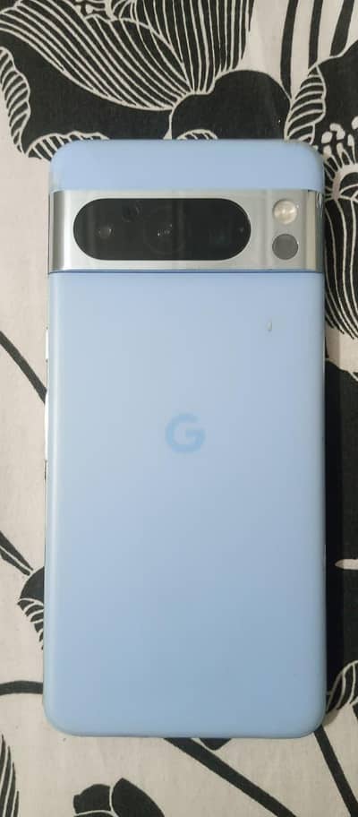 Google Pixel 8 Pro