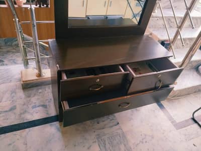 dressing table for sale