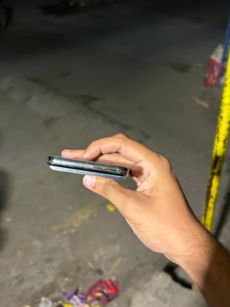 Google Pixel 8 Pro 4
