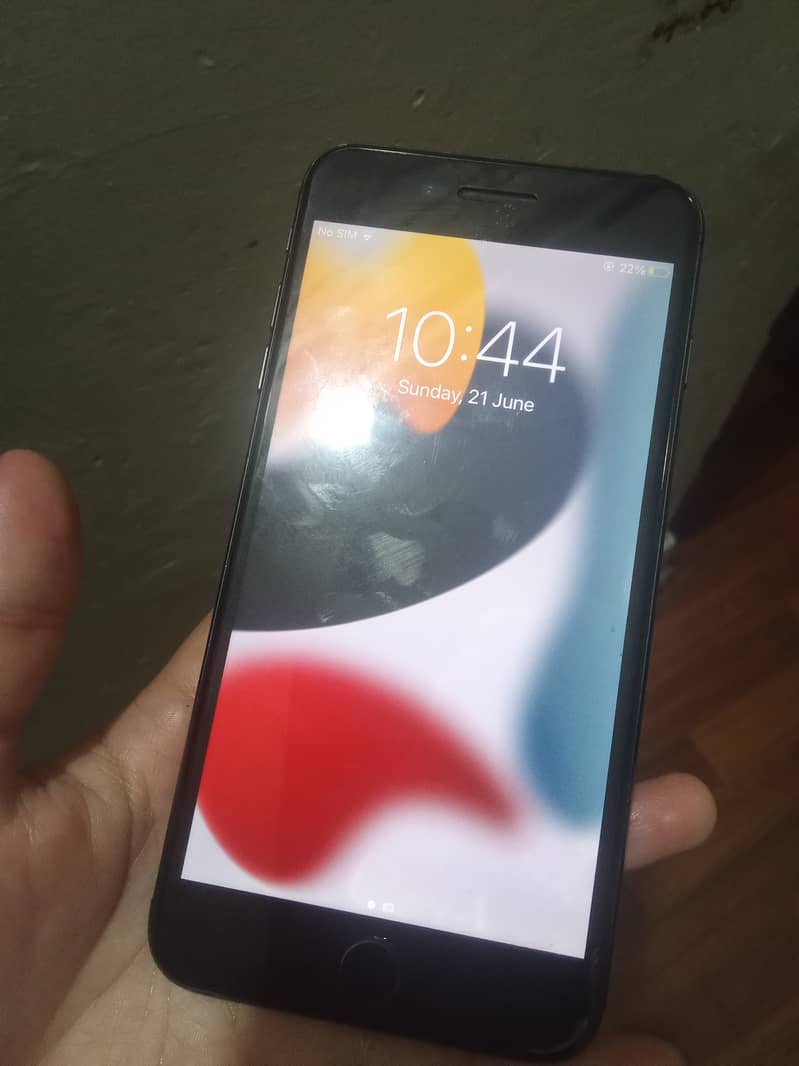 Apple iPhone 7 Plus 2