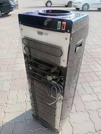 ORIENT WATER DUSPENSER HEAT & COOL WITH REFREGRATOR