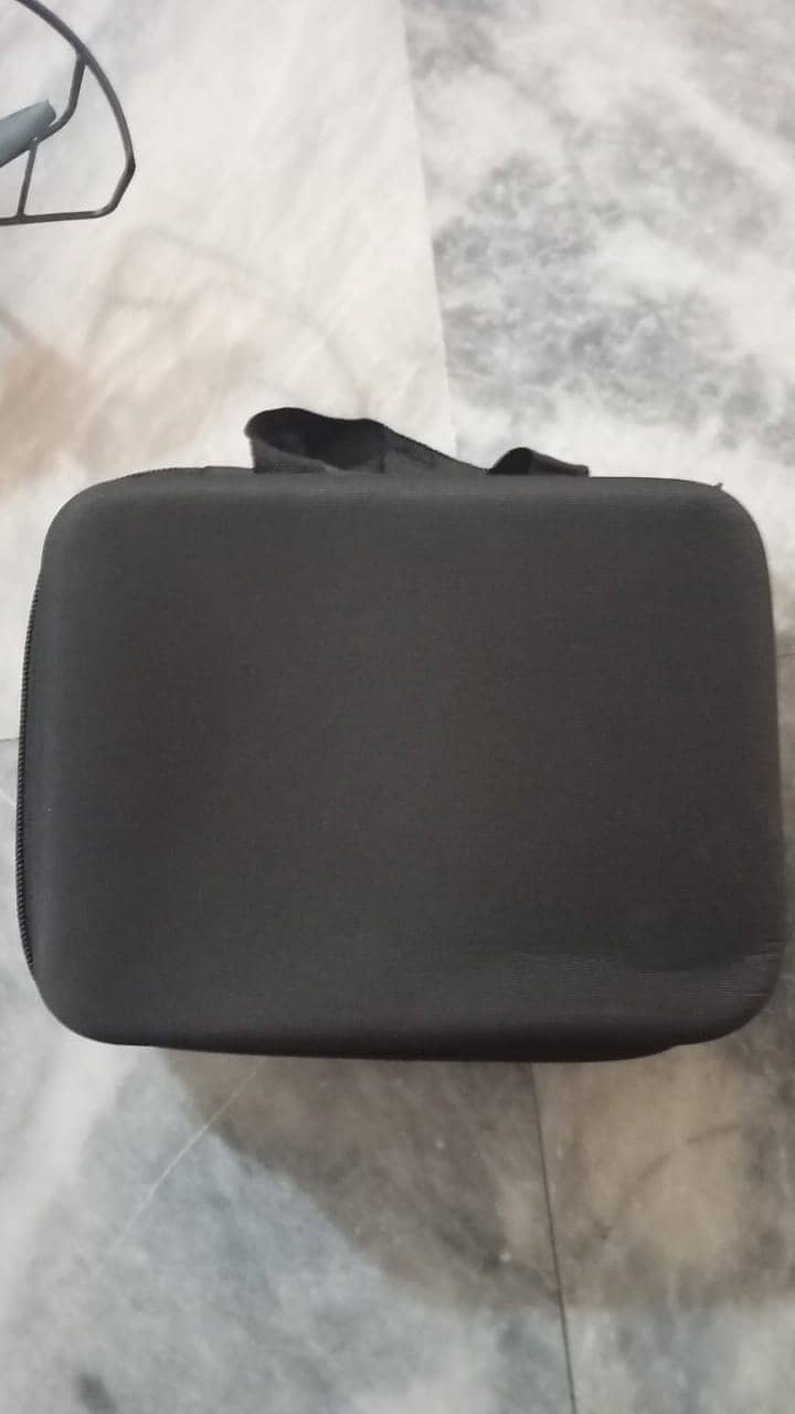 J6 Pro (2 week used) 7