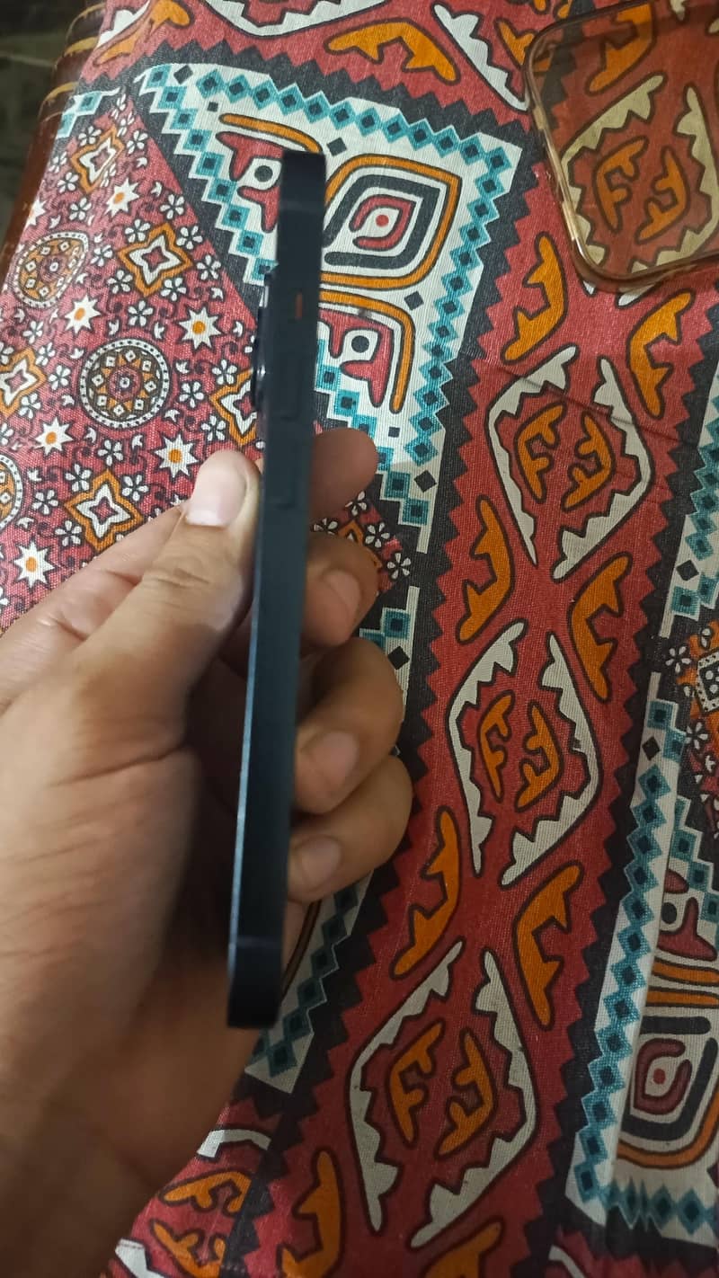 Apple iPhone 14 non PTA 1