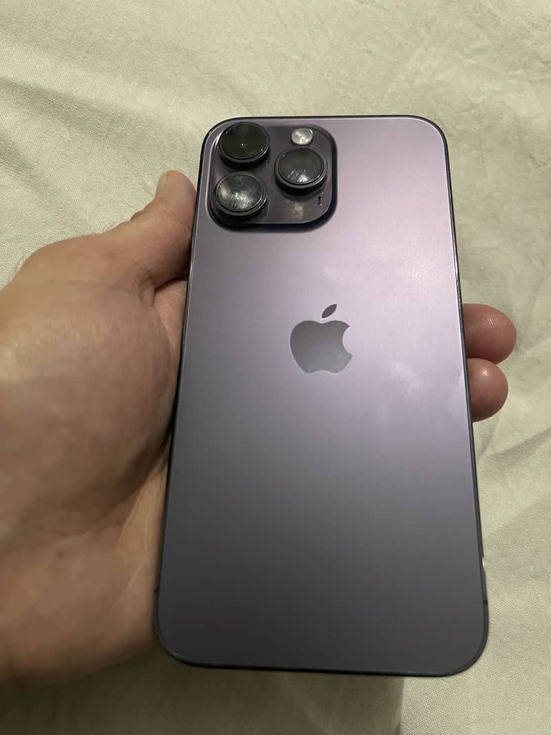 Apple iPhone 14 Pro Max 4