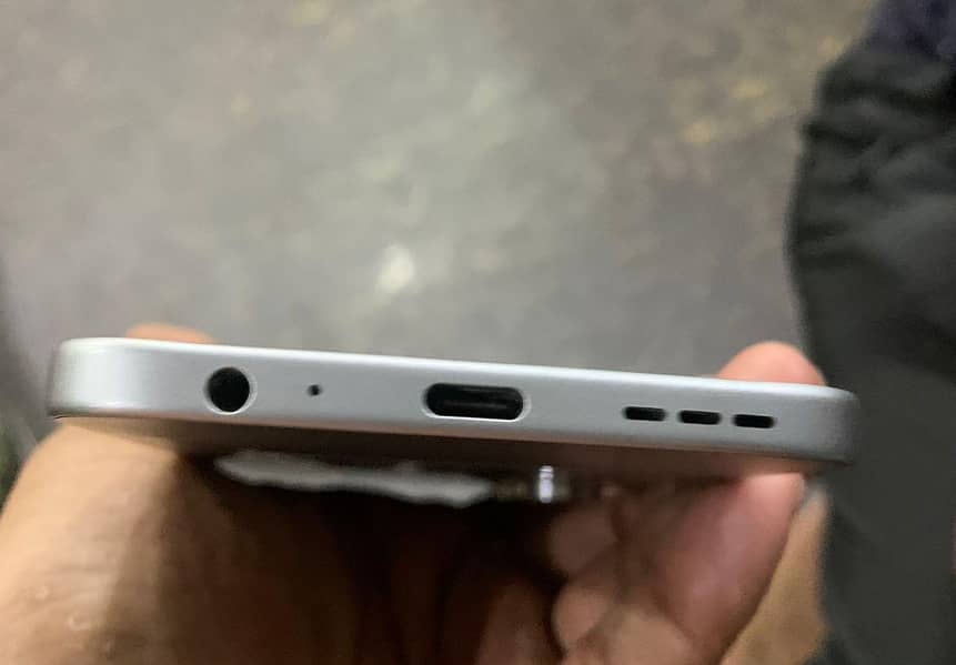 Tecno spark 40 pro 3