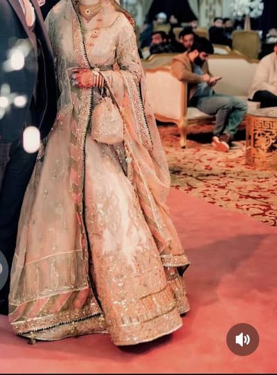 MNR ORIGINAL LEHNGA AVAILABLE NEW CONDITION