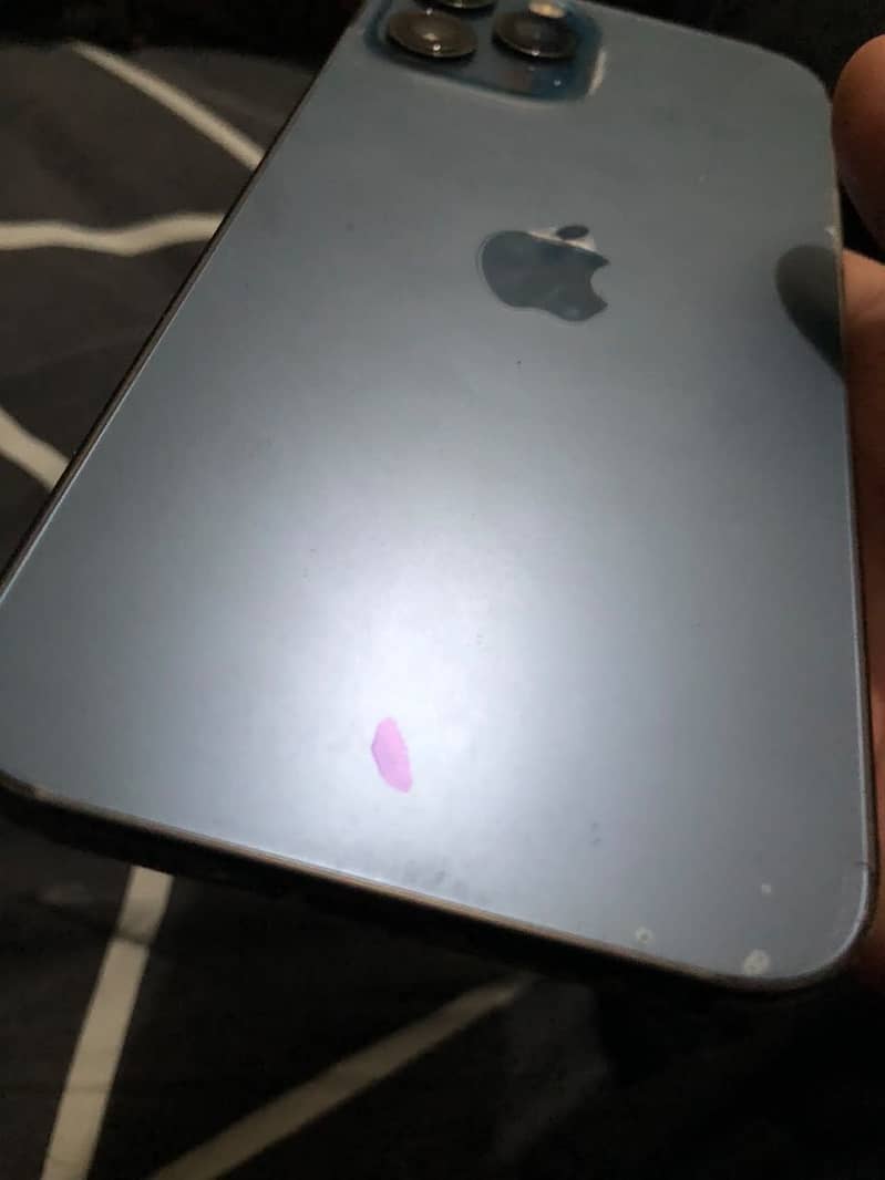 Apple iPhone 12 Pro Max 1