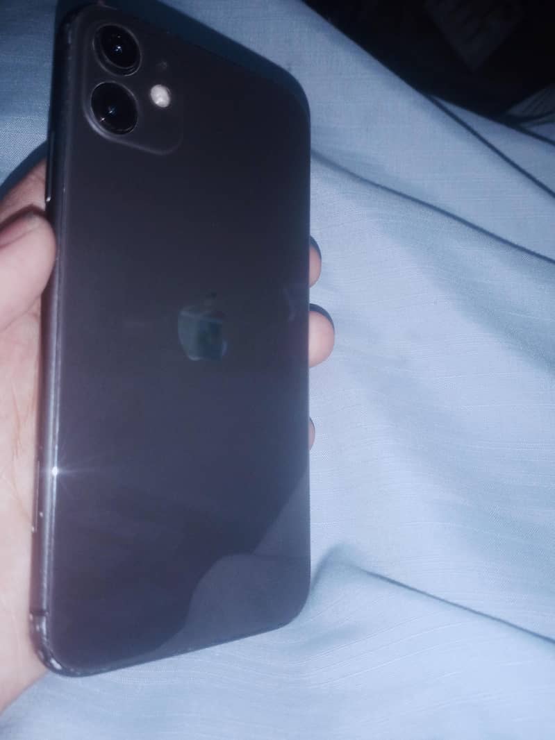 Apple iPhone 11 icloud lock 2