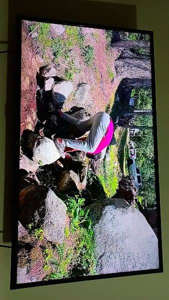 Tcl 40 inch simple LED 5