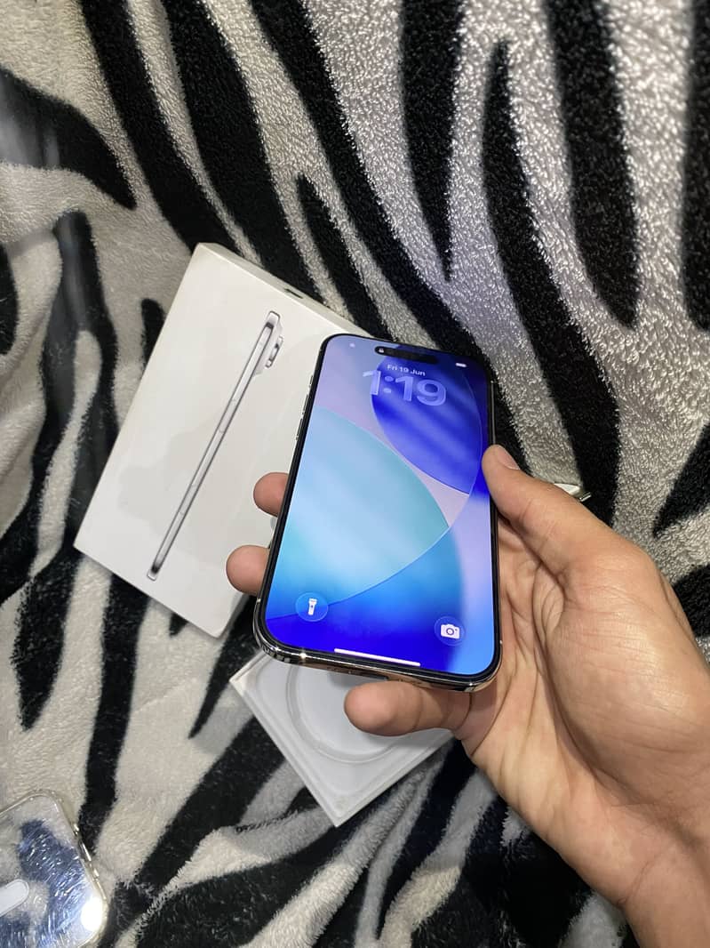 Apple iPhone 17 Air 1