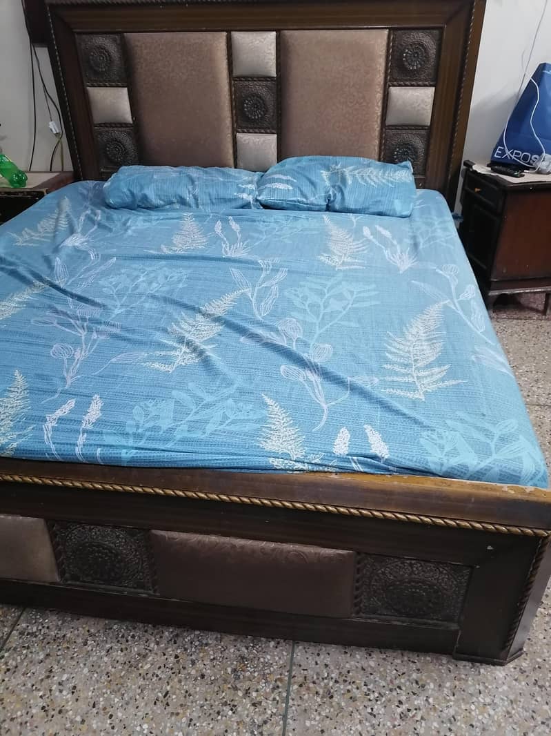 double bed 0