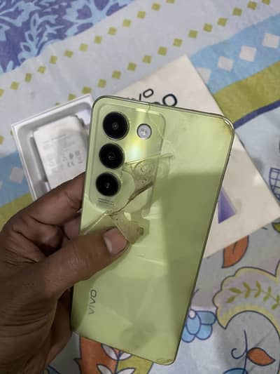 Vivo Y100