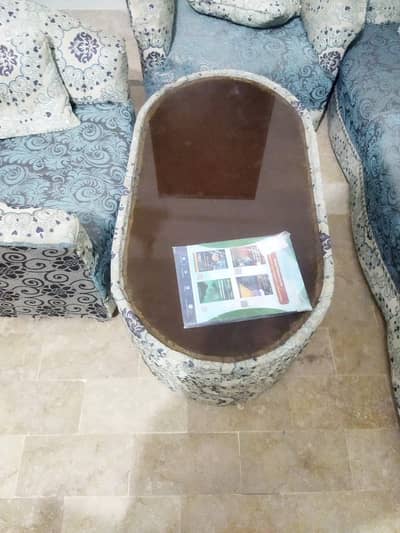 5 seater sofa with table
