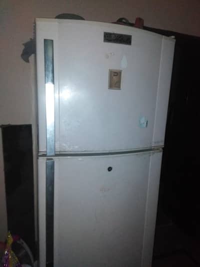 dawlance farig sale krni. . cooling bilkul thek hy 100%