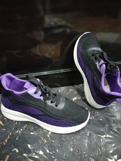 Sports Shoes