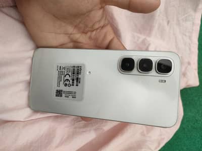 Infinix Hot 60i