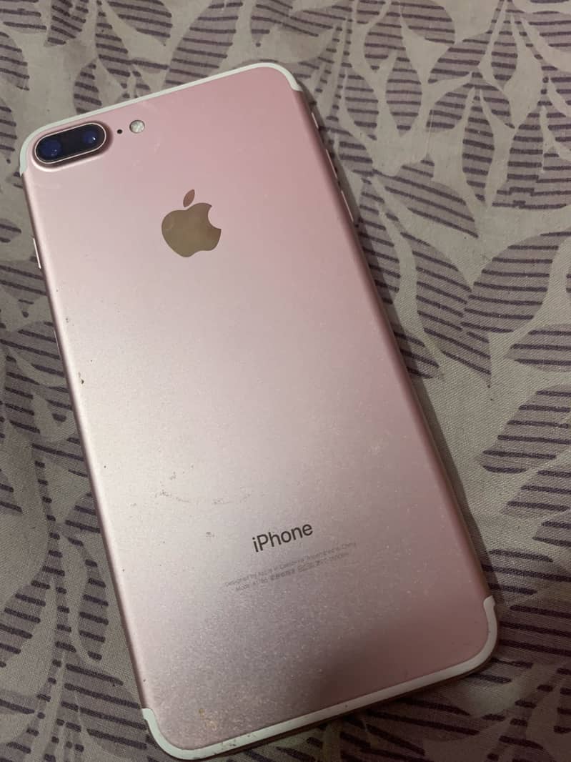 Apple iPhone 7 Plus 3