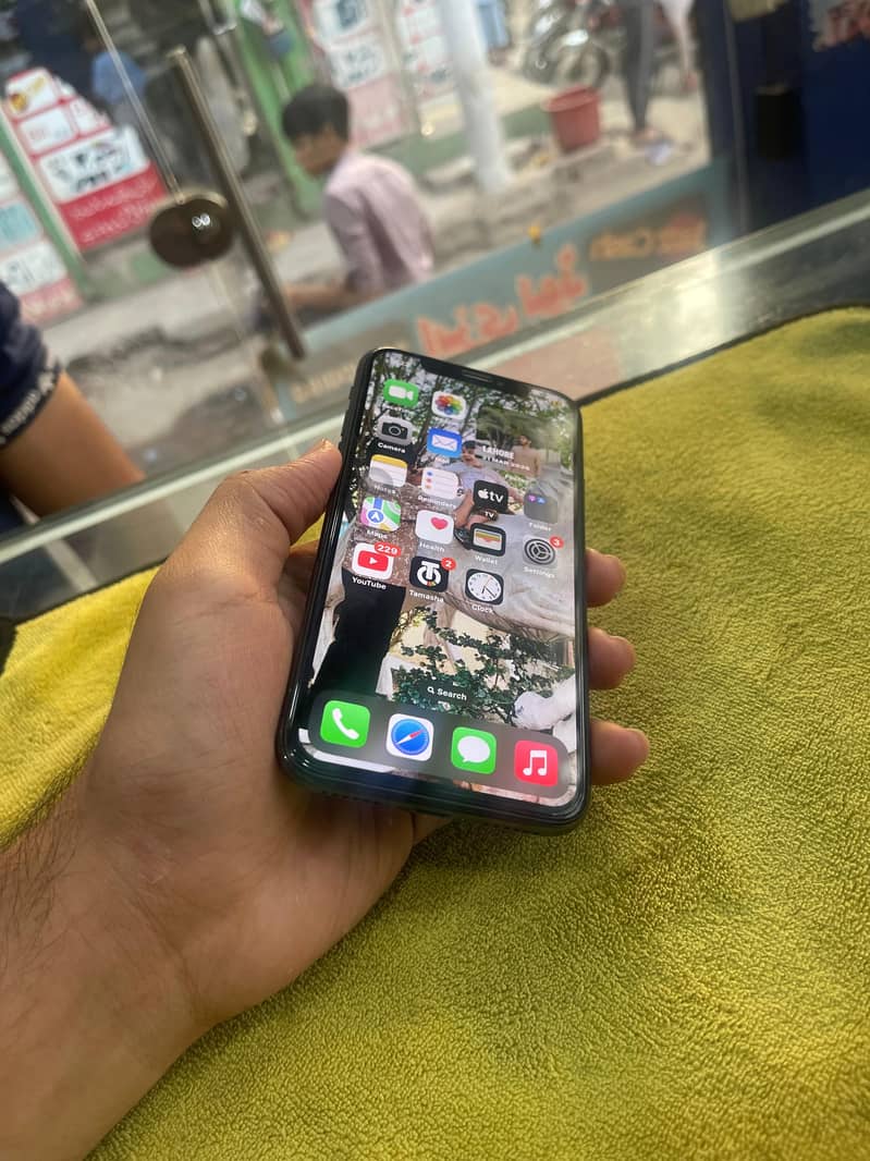 Apple iPhone X 2