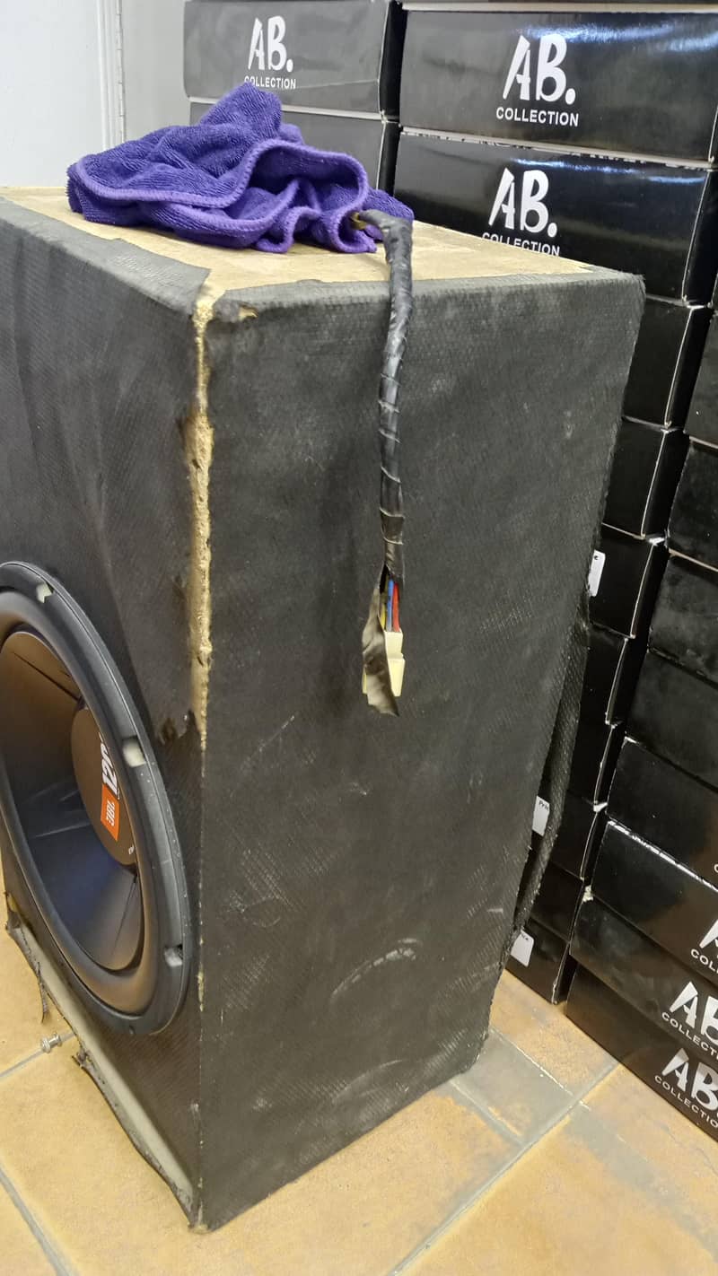 JBL woofer 1