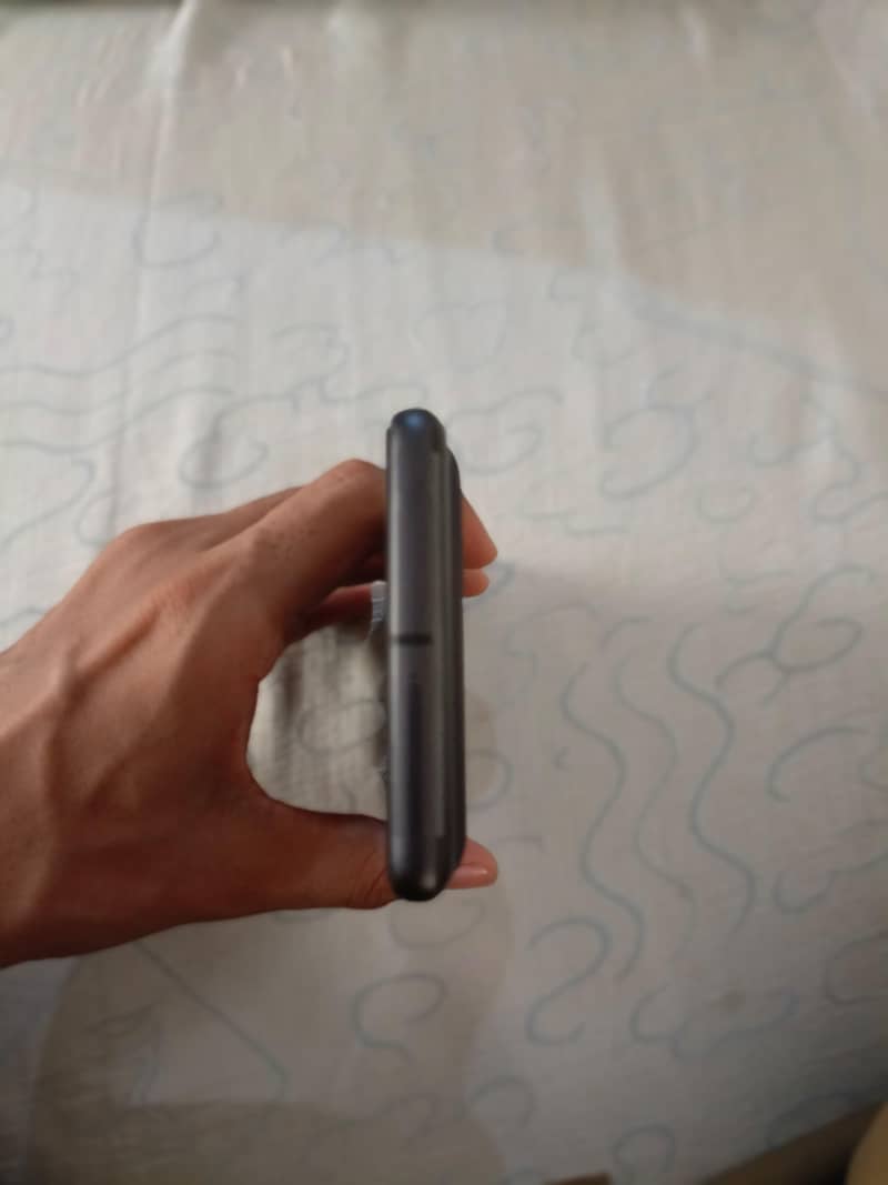 Google Pixel 7 5