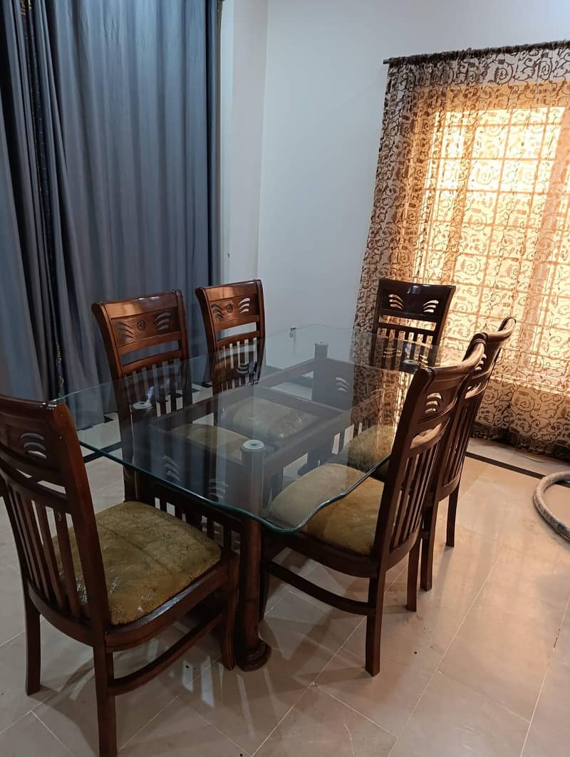 6 Seater Dining Table 0