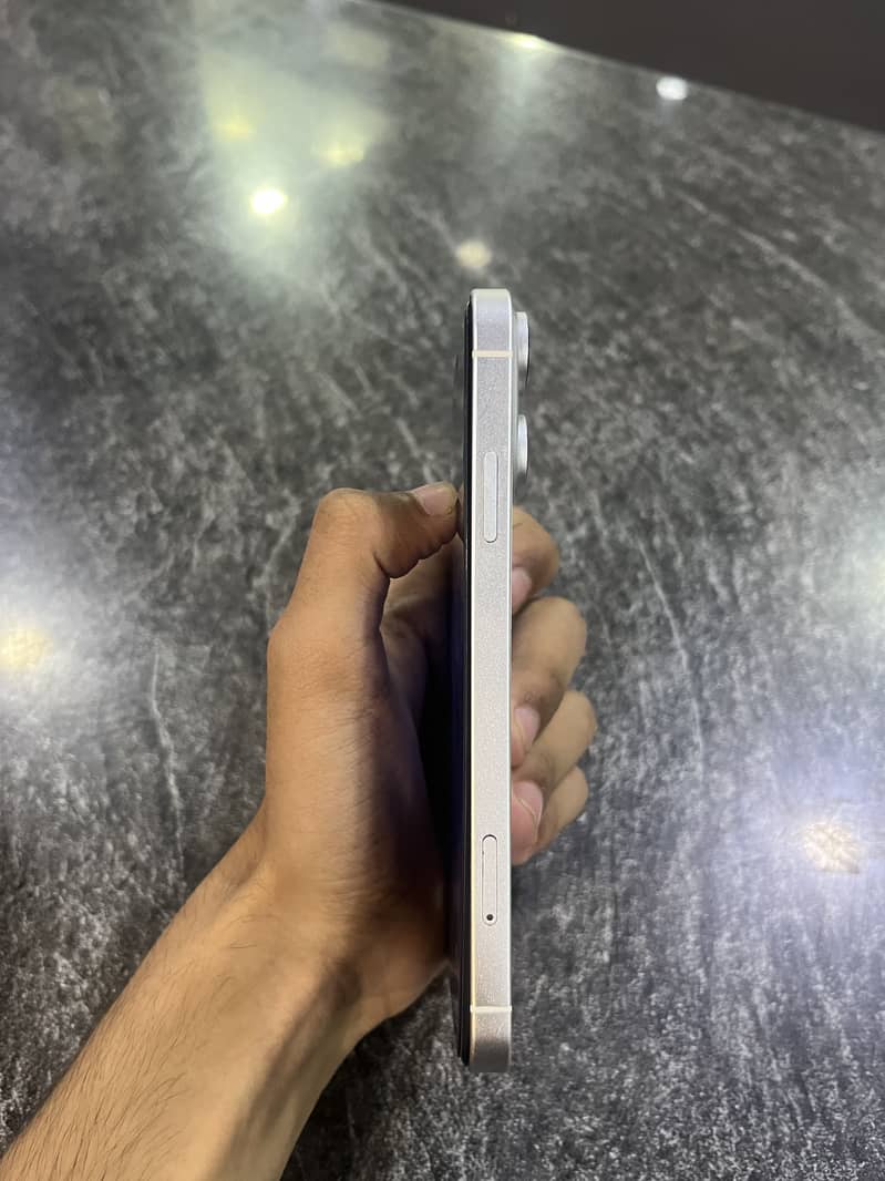 Apple iPhone 11 6