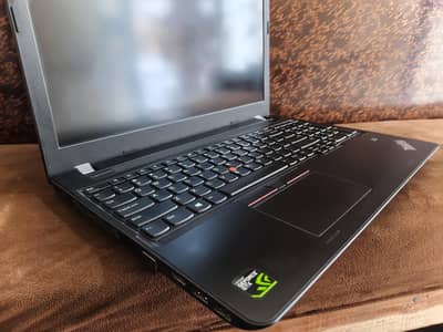 gaming laptop