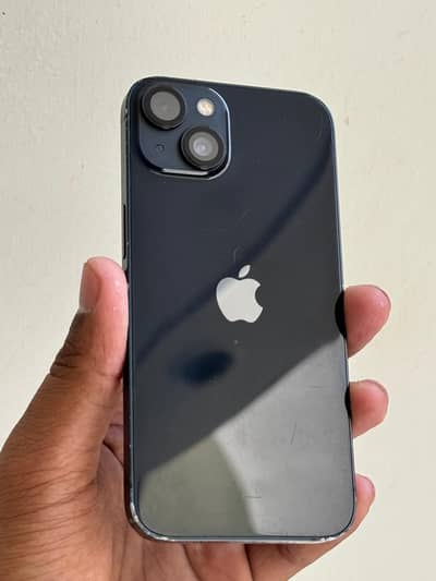 Apple iPhone 13