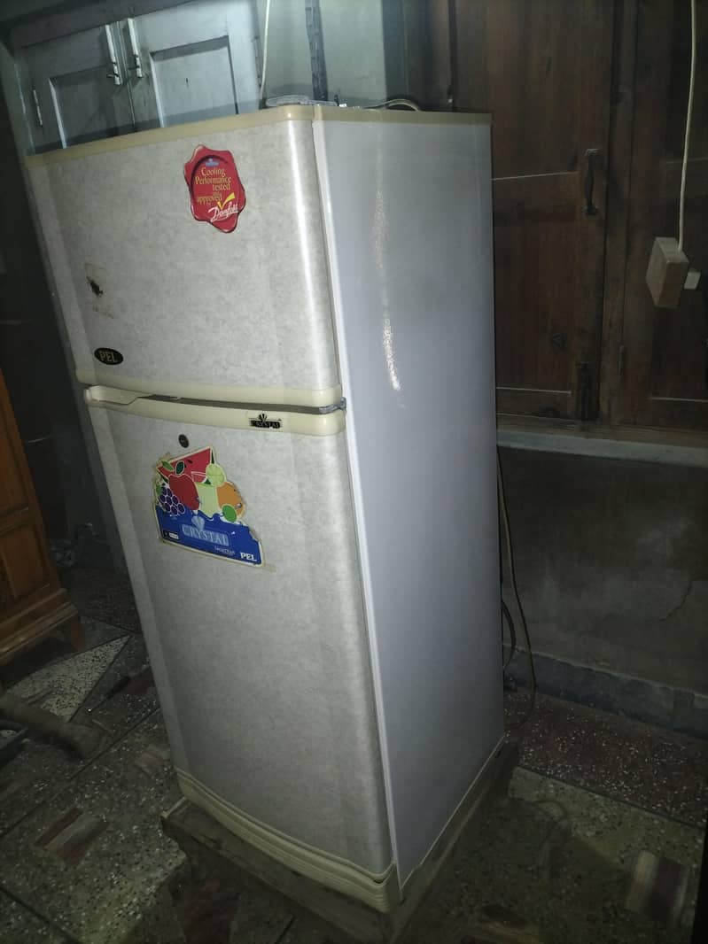 okay working fridge 0