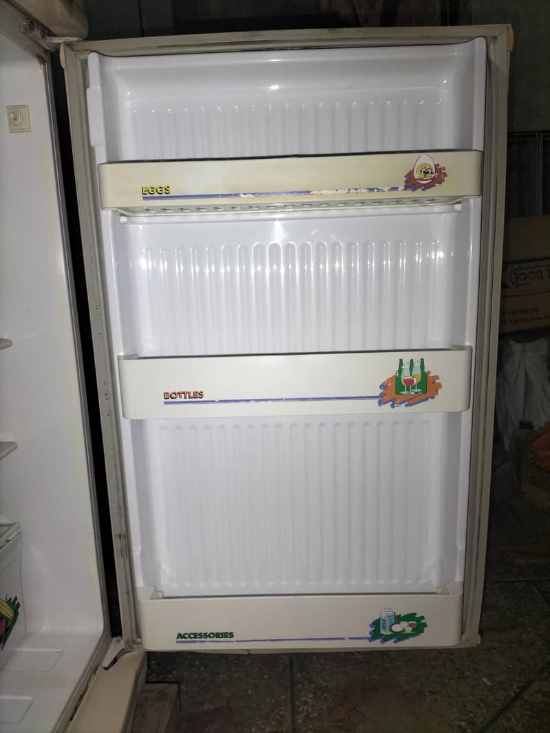 okay working fridge 1