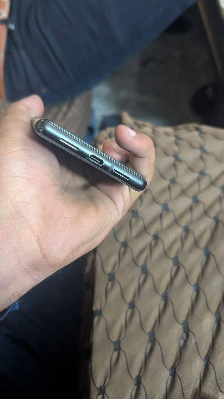 Google Pixel 6 5