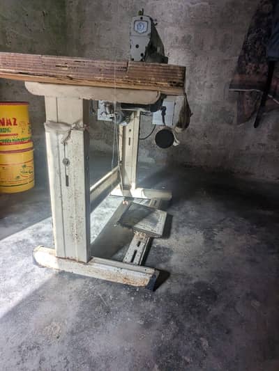 sewing machine with surbo