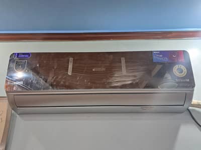 orient Dc inverter 1.5 ton just 3 year used