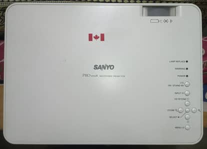 SANYO PRO XtraX Multimedia Projector – Excellent Condition