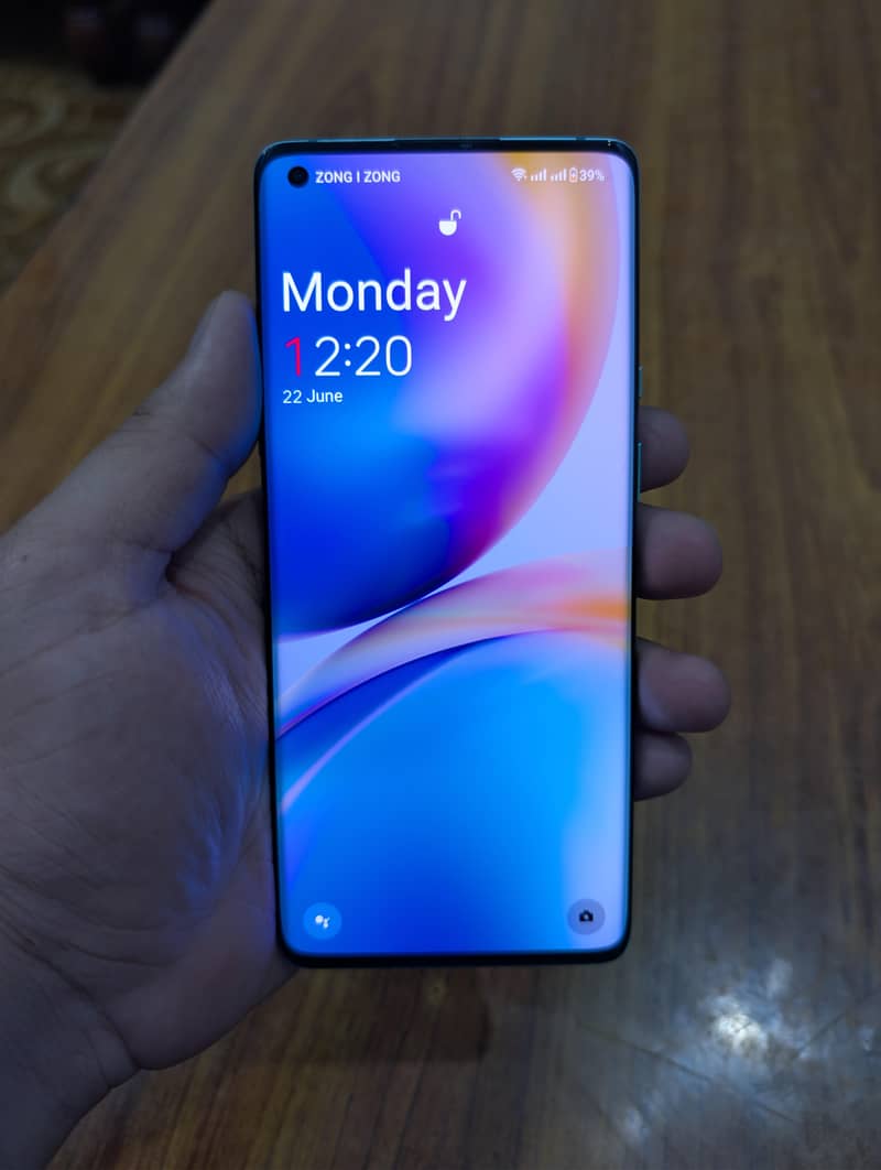 One Plus 8 Pro 0