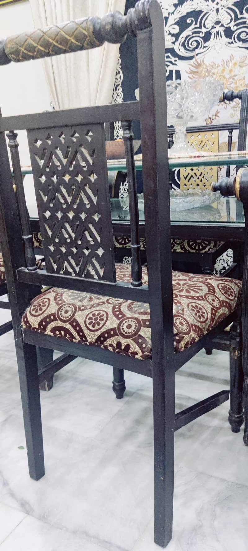 Dining table with chairs 3